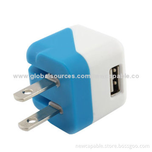 UK Travel Charger with 100 to 240V AC, 50/60Hz Input, Sized 45 x 45 x 45mm